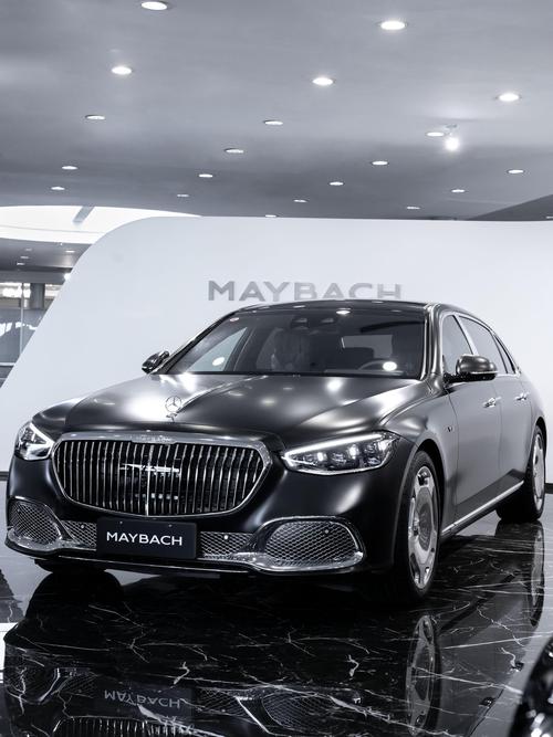 成都220岚图汽车的售后服务让用户无忧出行，迈巴赫未来的豪华车趋势